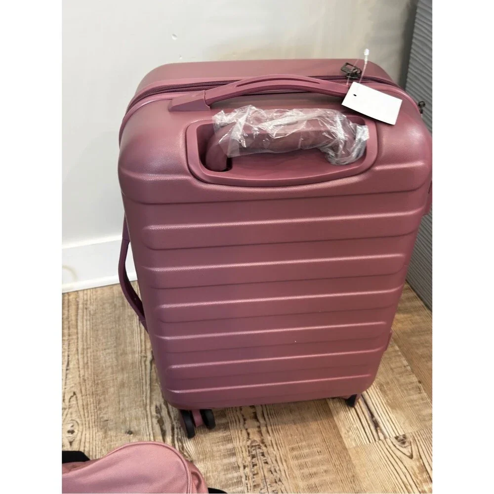 TRAVELERS CLUB AUSTIN 4 PIECE HARDSIDE LUGGAGE SET Luggage Set Wistful Mauve